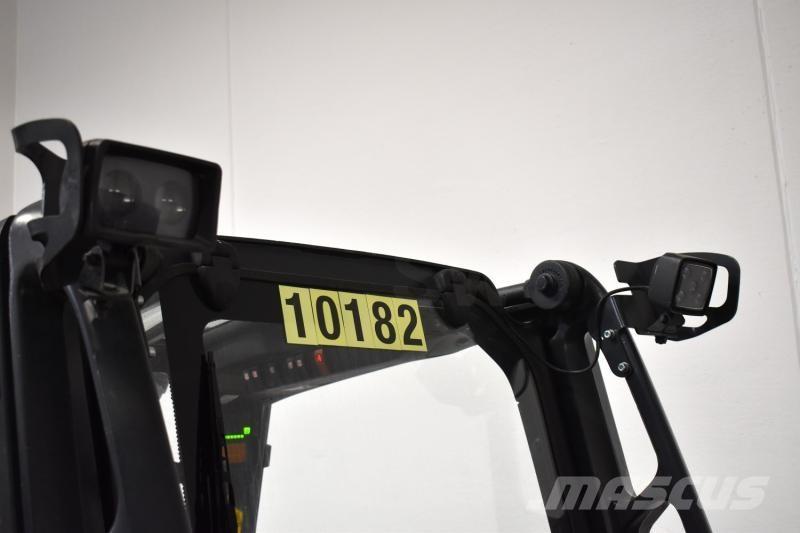 Linde E 30 387 Akumulátorové vozíky