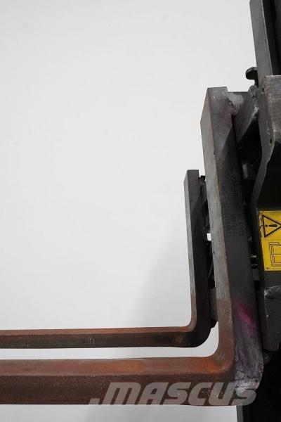 Still FM-X17 Retraky