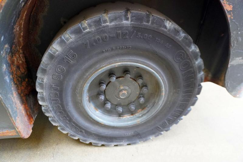 Still R07-25 Vlečné vozíky