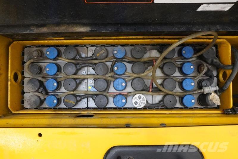 Yale MS12AC Samohybné vozíky