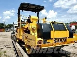 Sakai SW850ND II Ťahačové valce