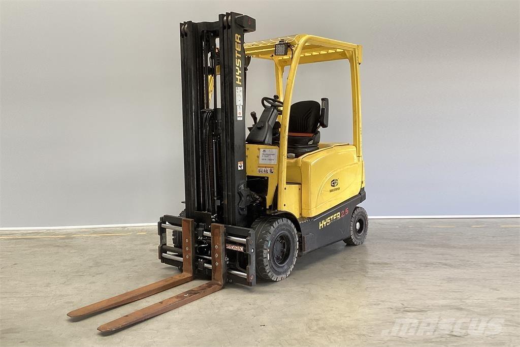 Hyster J2.5XN Akumulátorové vozíky