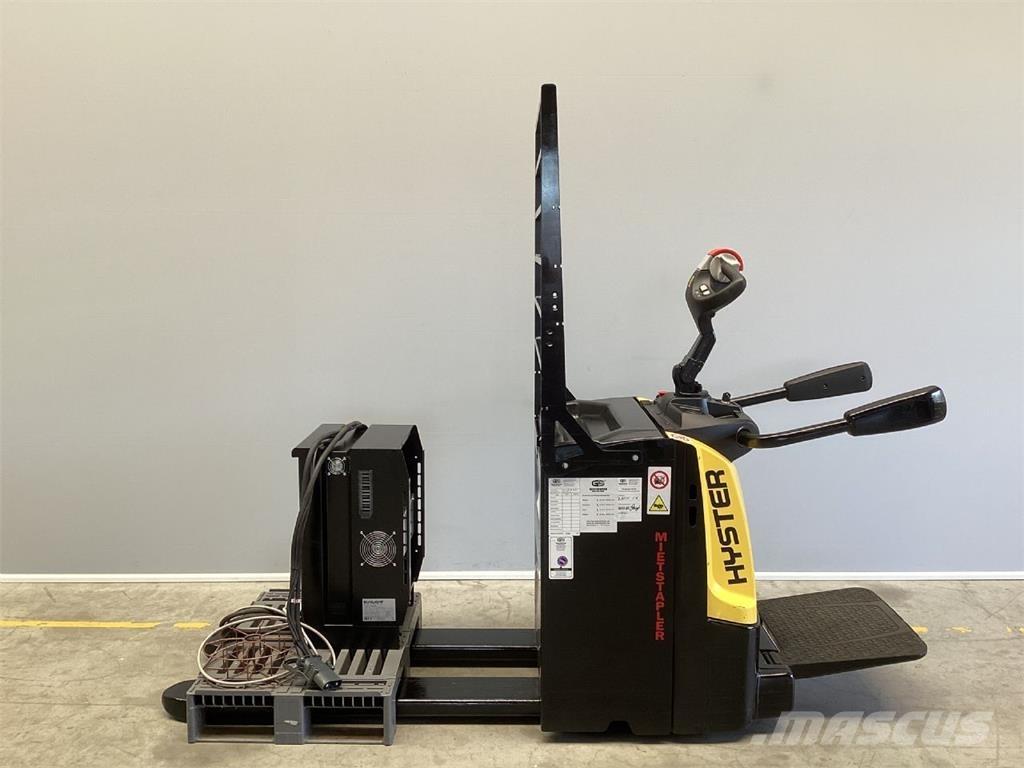 Hyster P2.0S Ručne vedené vysokozdvižné vozíky