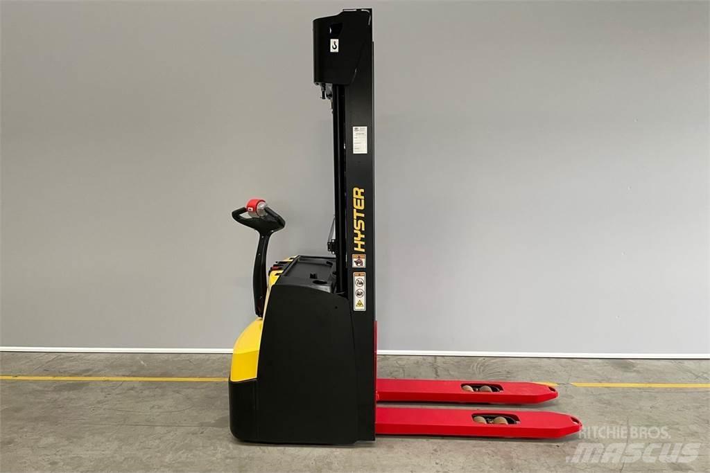 Hyster S1.6 Ručne vedené vysokozdvižné vozíky