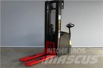 Hyster S1.6il Ručne vedené vysokozdvižné vozíky