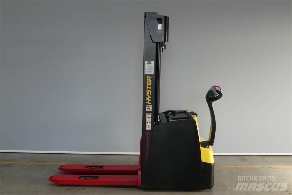 Hyster S1.6il Ručne vedené vysokozdvižné vozíky