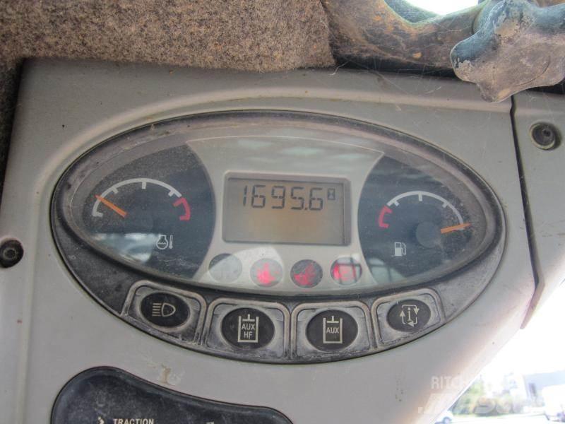 Bobcat S130 Mininakladače