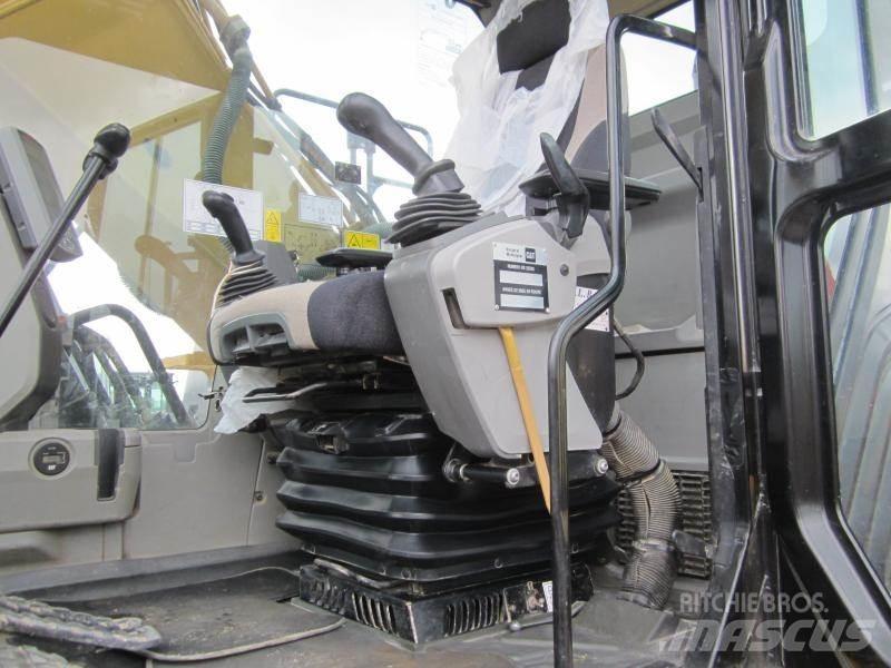 CAT 320EL Pásové rýpadlá