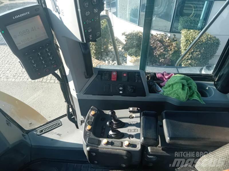 CAT 972K Kolesové nakladače