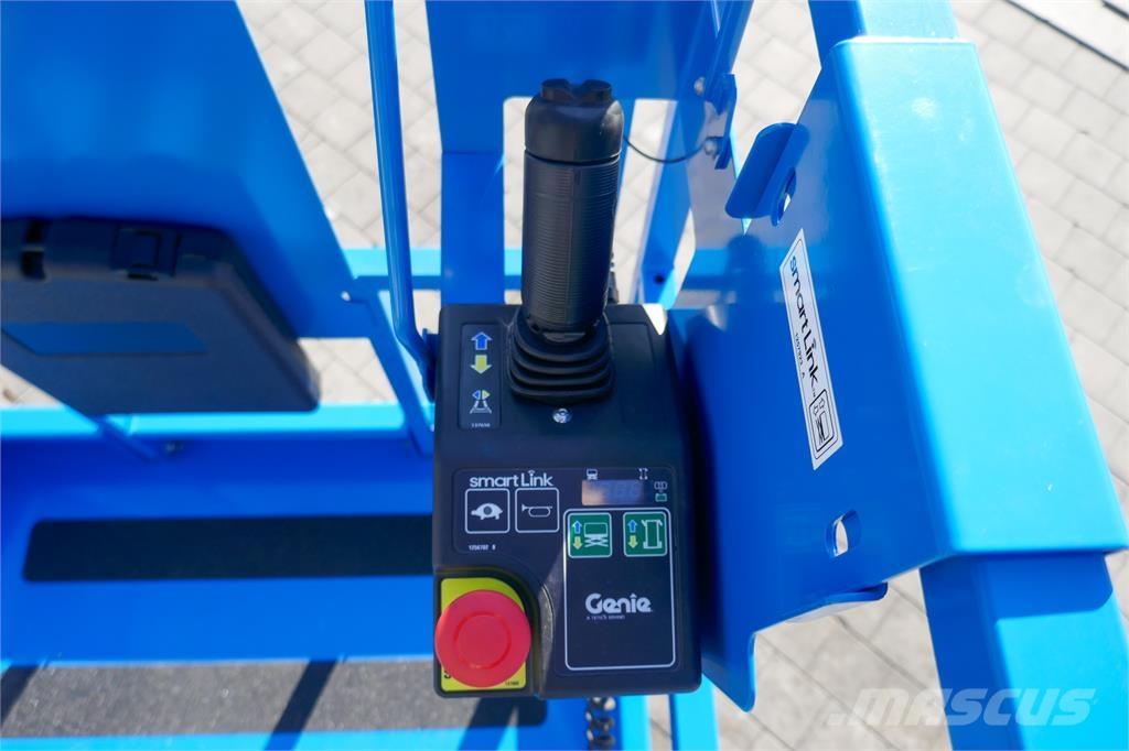 Genie GS 3246 Nožnicové zdvíhacie plošiny