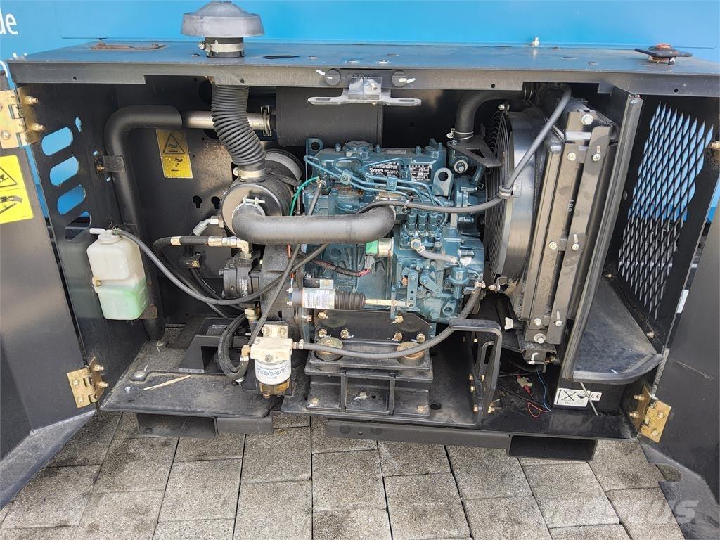 Genie GS 4069RT Nožnicové zdvíhacie plošiny