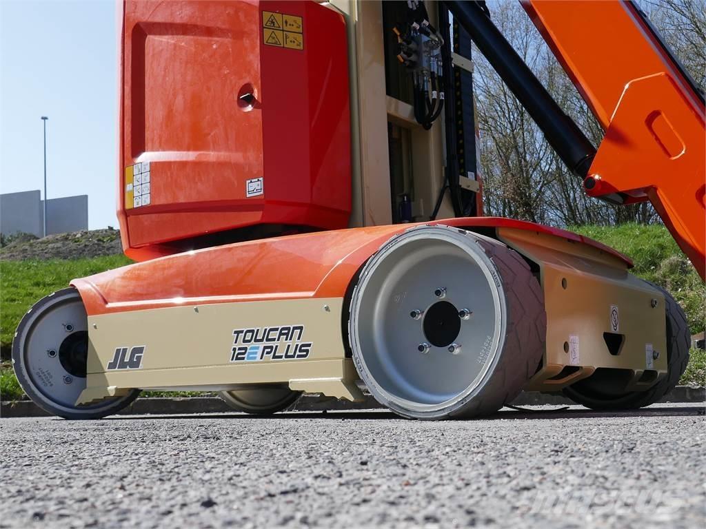 JLG Toucan 12E Plus Vertikálne stĺpové výťahy