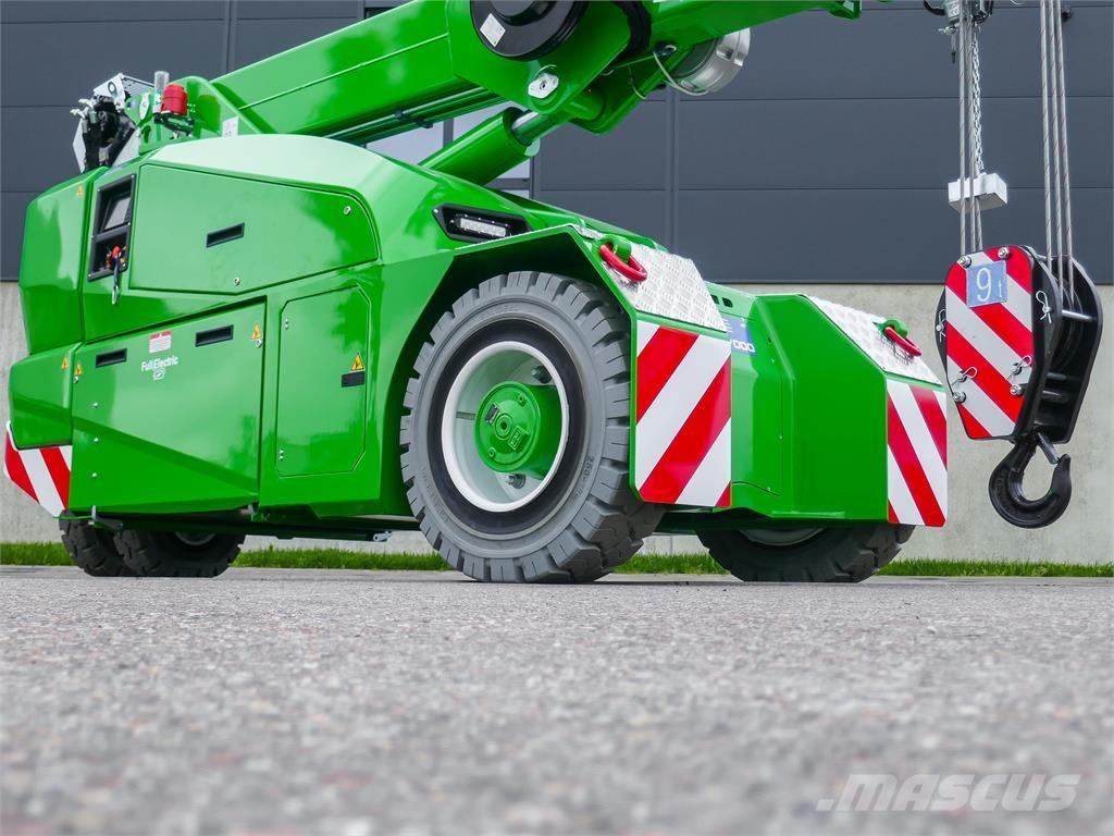 JMG MC 70S Teleskopické manipulátory