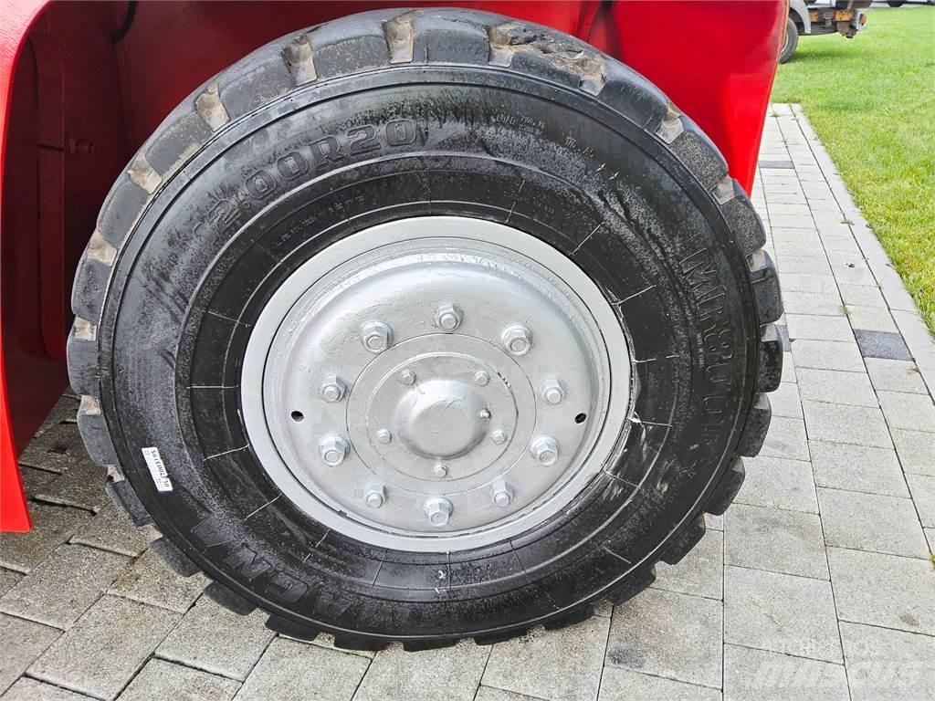 Kalmar DCE 150-12 Dieselové vozíky