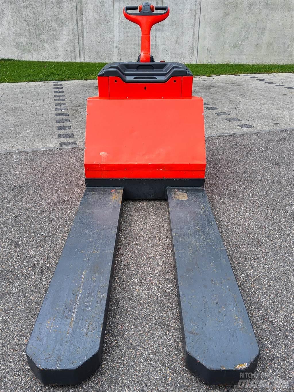 Linde T 30 Ručne vedené vysokozdvižné vozíky