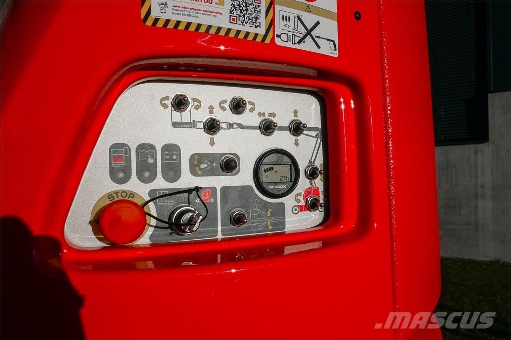 Manitou 120 AETJC Kĺbové plošiny