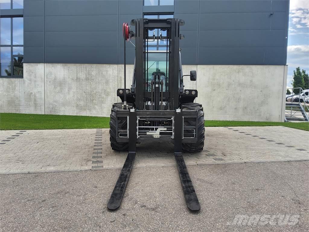 Manitou M 50-4 Terénne vysokozdvižné vozíky