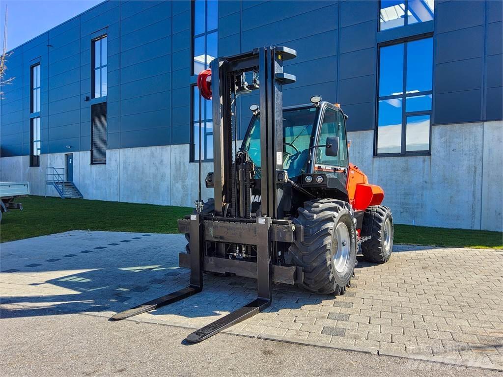 Manitou M 50-4 Terénne vysokozdvižné vozíky