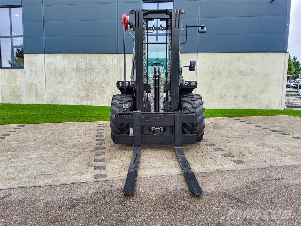 Manitou M 50-4 Terénne vysokozdvižné vozíky