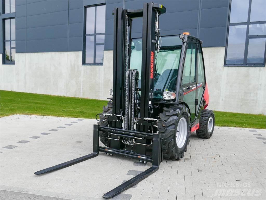 Manitou MC 25-4 Terénne vysokozdvižné vozíky