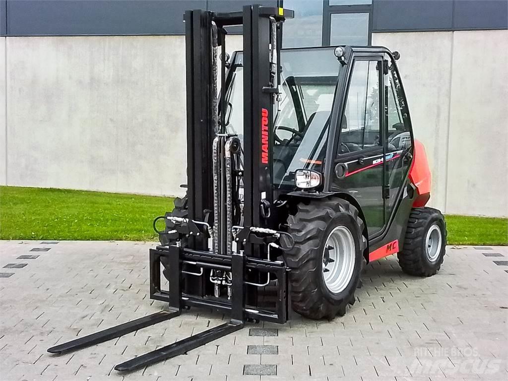 Manitou MC 25-4 Terénne vysokozdvižné vozíky