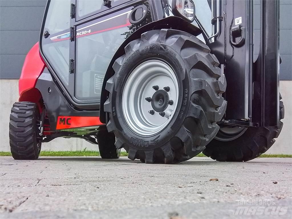 Manitou MC 30-4 Terénne vysokozdvižné vozíky