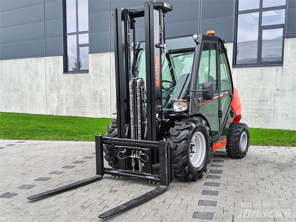 Manitou MC 30-4 Terénne vysokozdvižné vozíky
