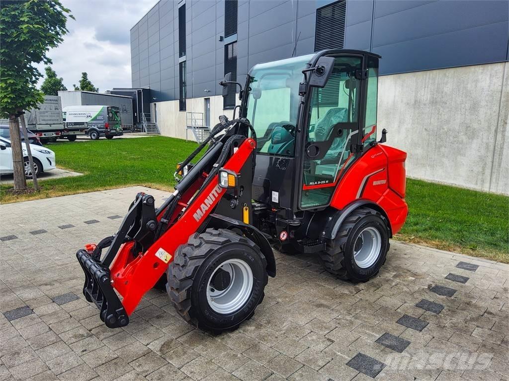Manitou MLA 3-25H Mini rýpadlá < 7t