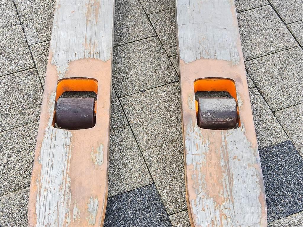 Still EGV 10 Ručne vedené vysokozdvižné vozíky