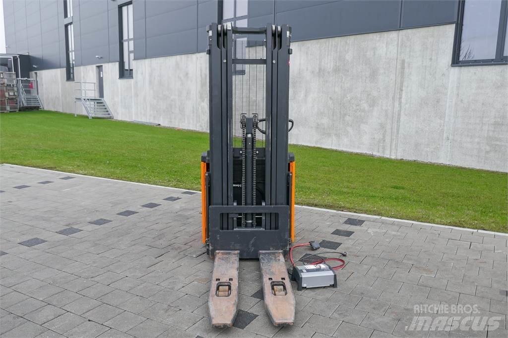 Still EGV 20 LB Ručne vedené vysokozdvižné vozíky