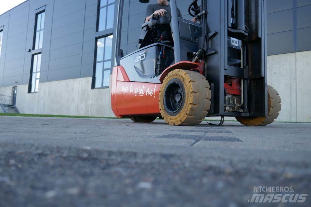 Toyota 8FBE20T Akumulátorové vozíky