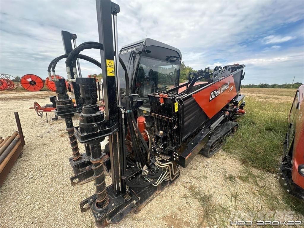 Ditch Witch AT32 Horizontálne vŕtacie zariadenie