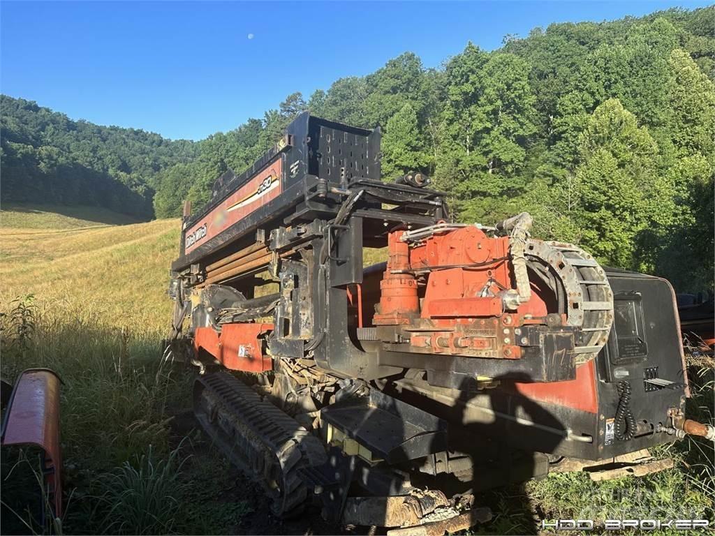 Ditch Witch JT3020 Mach 1 Horizontálne vŕtacie zariadenie