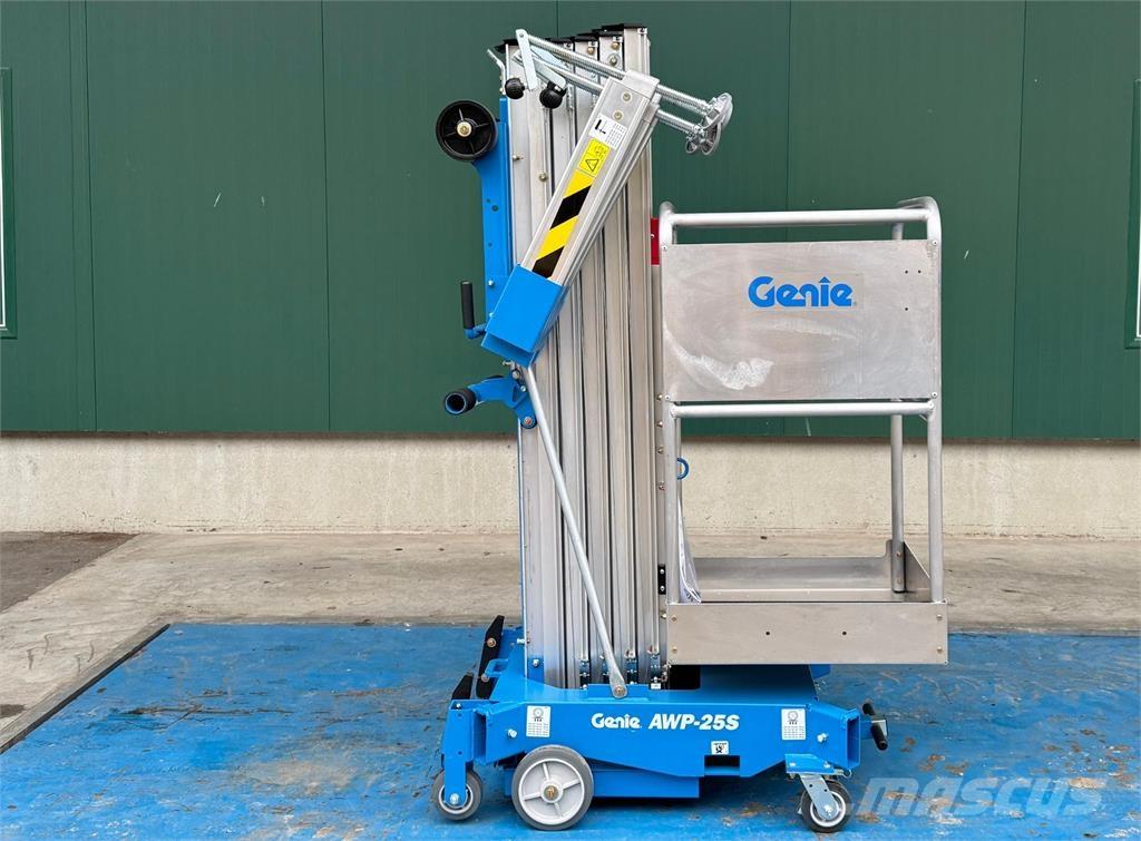 Genie AWP-25S AC Ďalšie zdvíhacie zariadenia a plošiny