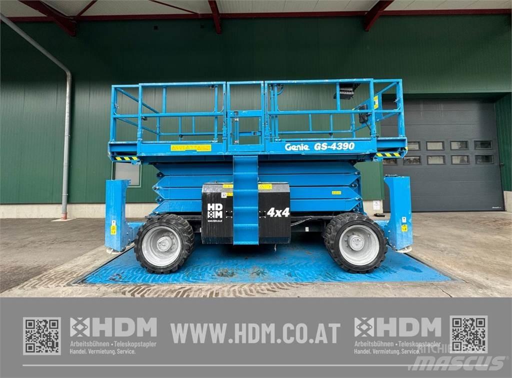 Genie GS-4390RT Nožnicové zdvíhacie plošiny