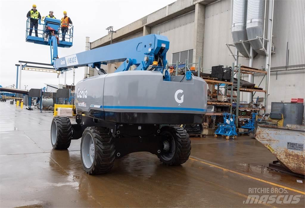 Genie S-85 XC E Kĺbové plošiny