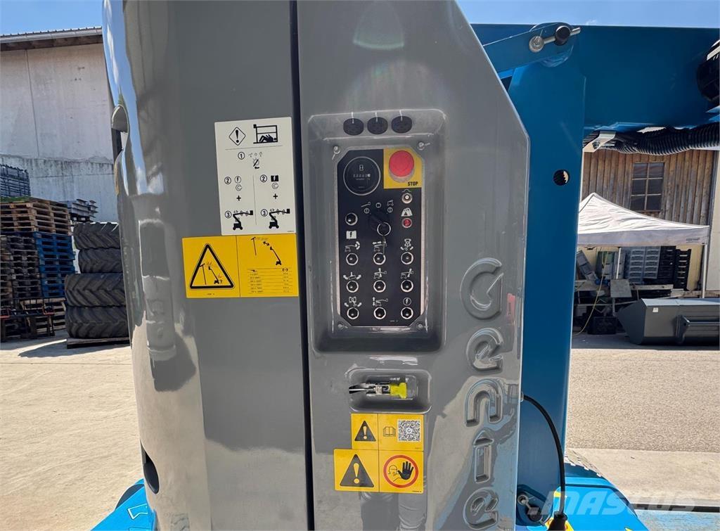 Genie Z-30/20N RJ Kĺbové plošiny