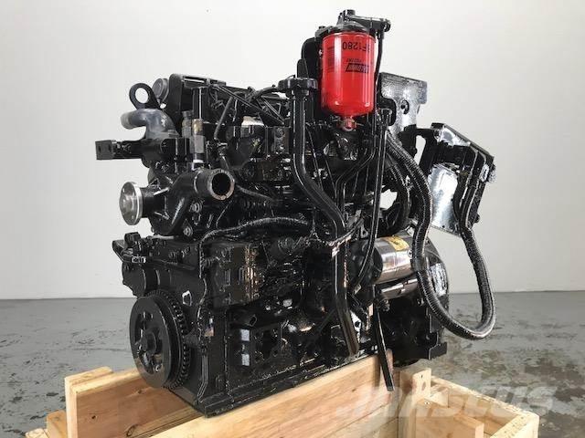 Komatsu SAA4D95-LE5 Motory