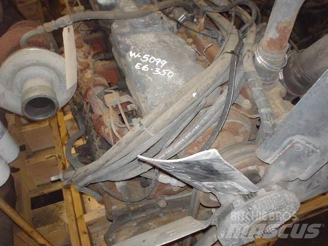 Mack E7 Motory