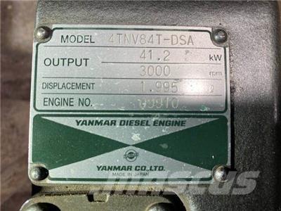 Yanmar 4TNV84T-DSA Motory