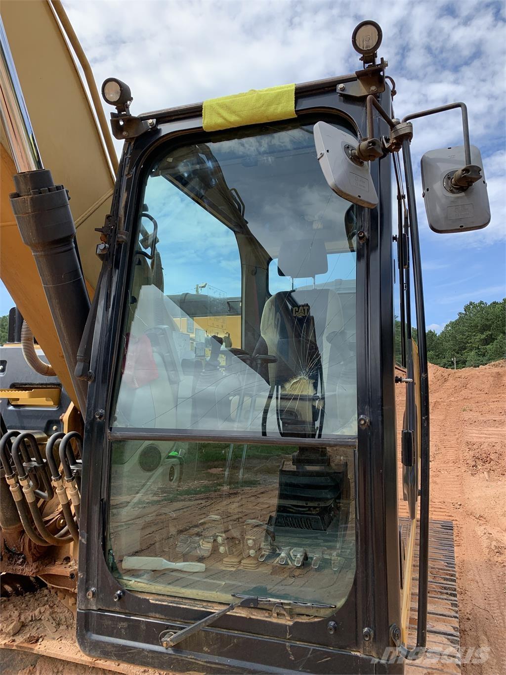 CAT 320EL Stavebníctvo - ostatné