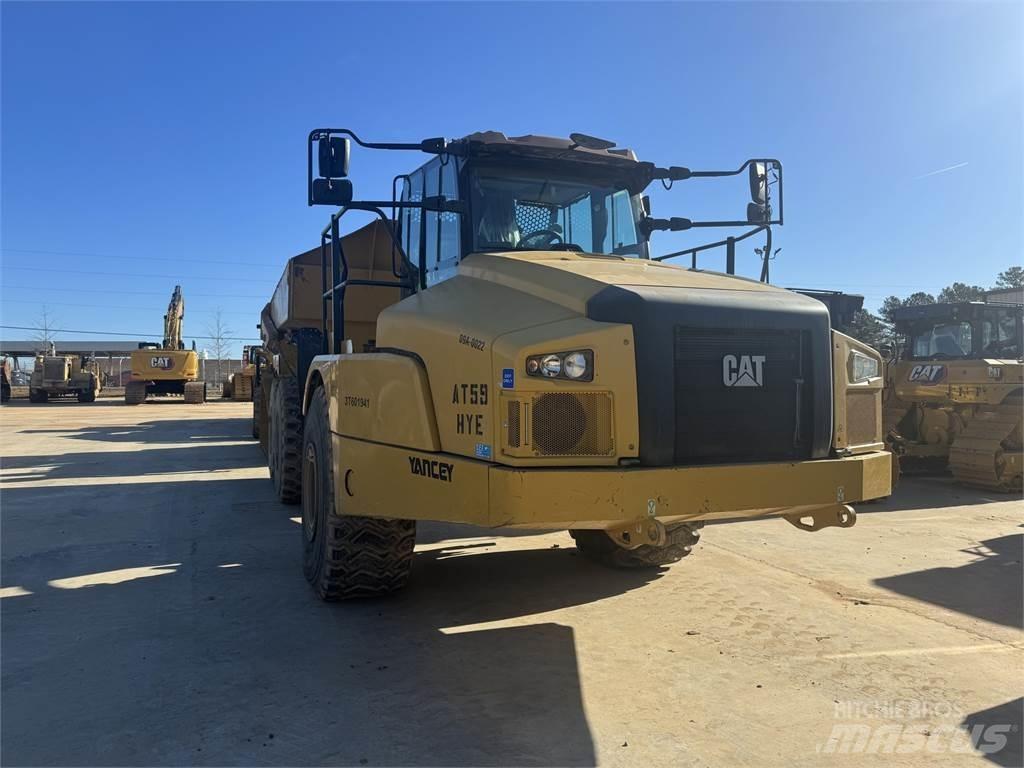 CAT 745 Kĺbové nákladné autá