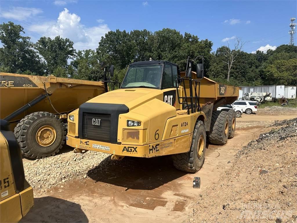 CAT 745C Kĺbové nákladné autá