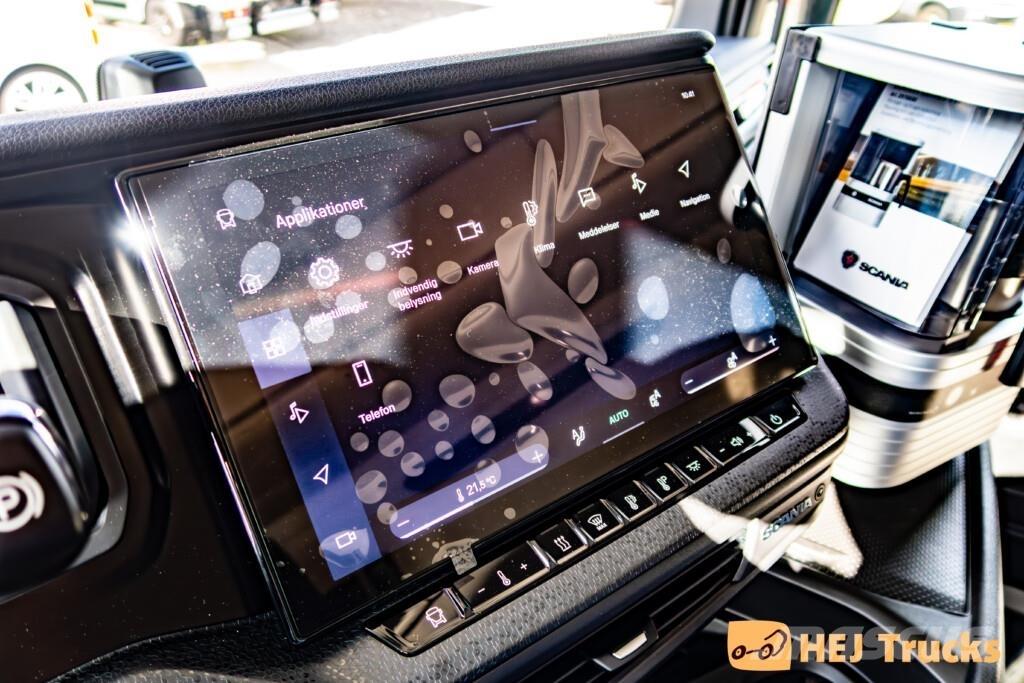 Scania R530 A6x2NB Ťahače