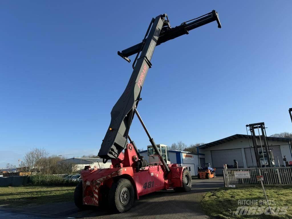 CVS Ferrari F481 Prekladače kontajnerov