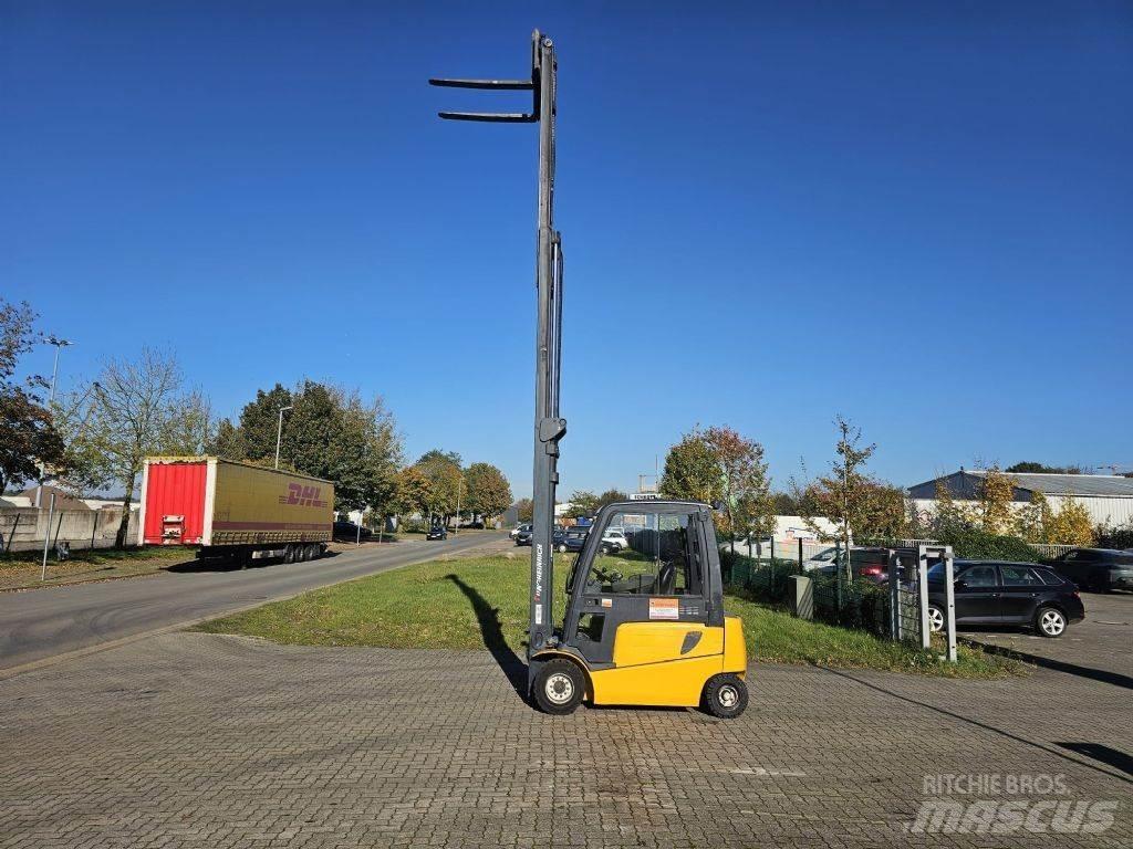 Jungheinrich EFG430 Akumulátorové vozíky