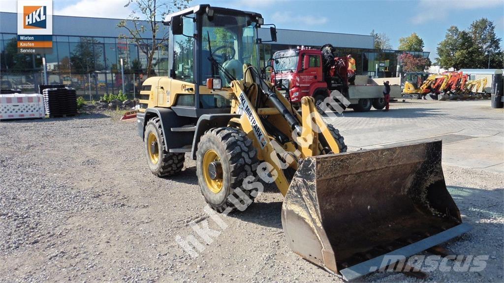 Yanmar V 80 Kolesové nakladače