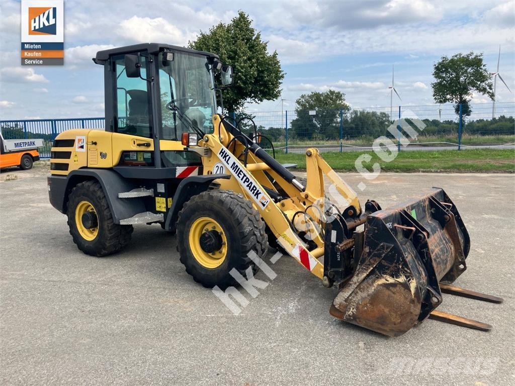 Yanmar V 80 Kolesové nakladače