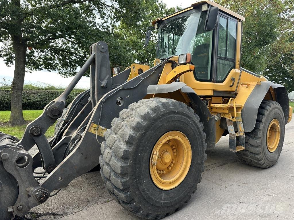 Volvo L120F Kolesové nakladače