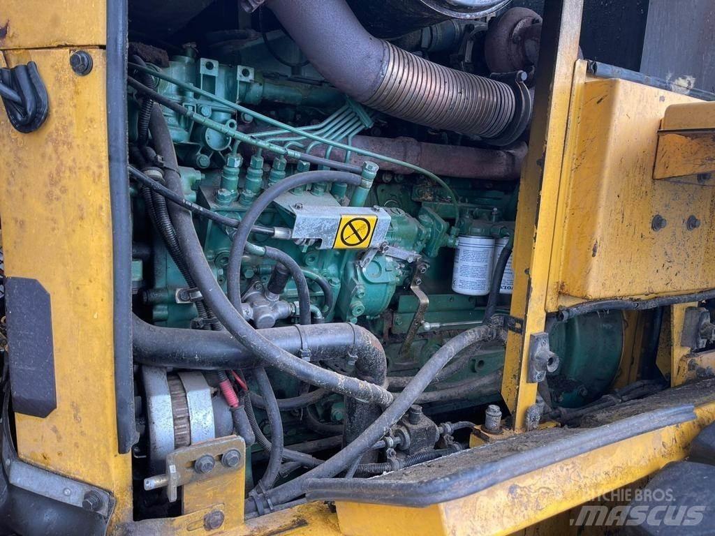 Volvo L70D Kolesové nakladače